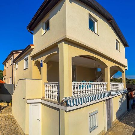 Apartmani Trupeljak Mandre Ngoại thất bức ảnh