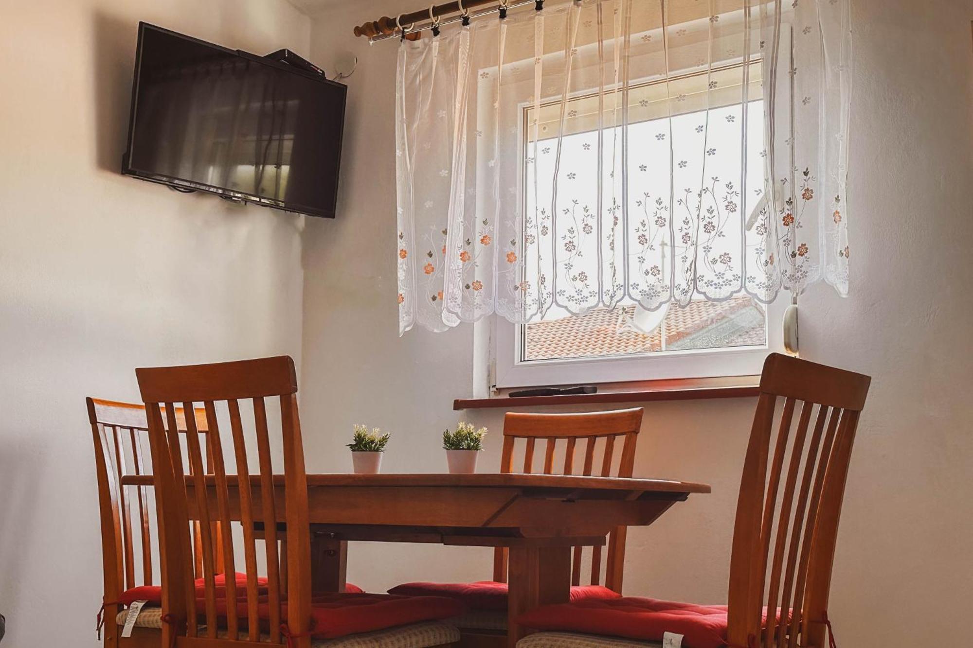 Apartmani Trupeljak Mandre Phòng bức ảnh